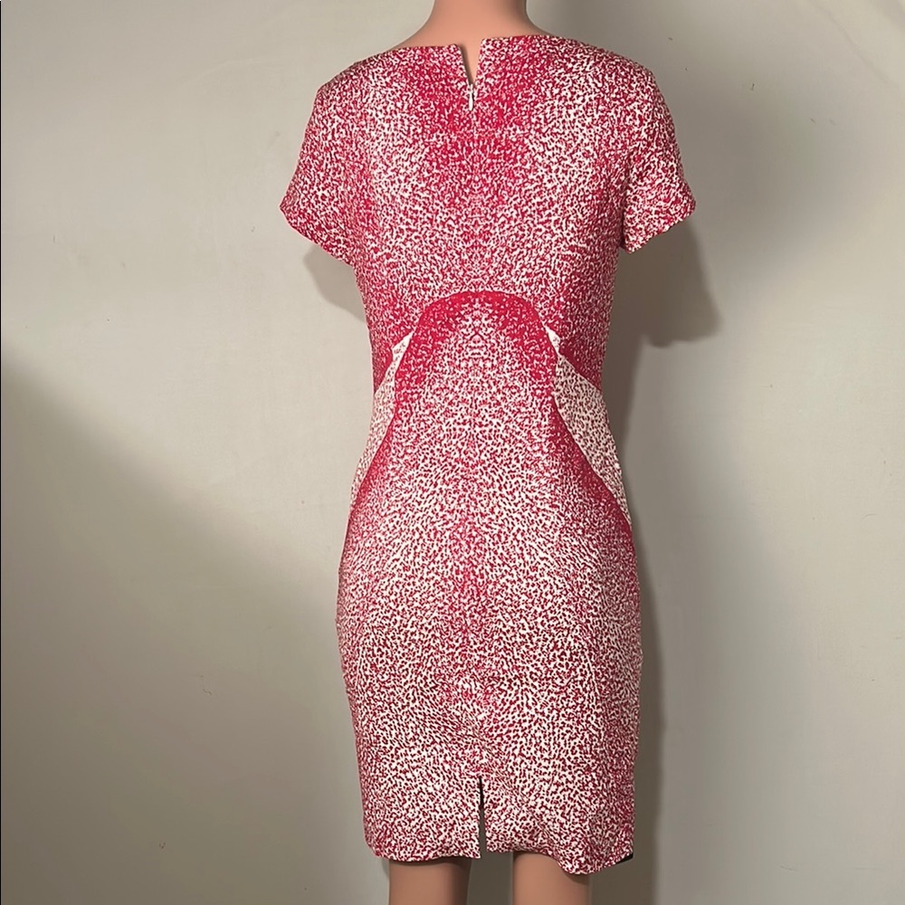 ESCADA orchid print silk sheath dress short Sleeve lined Size 36 (6) - Picture 9 of 15